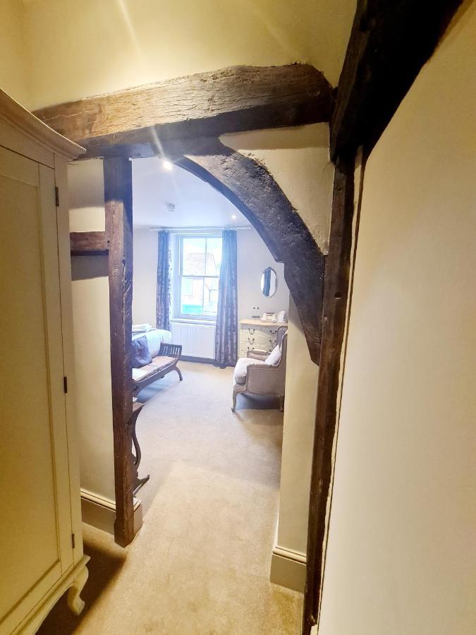 The Harvard Inn 스톡 외부 사진